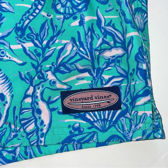 Vineyard Vines Chappy Swim Shorts Seahorse Print - Picture 5 of 5